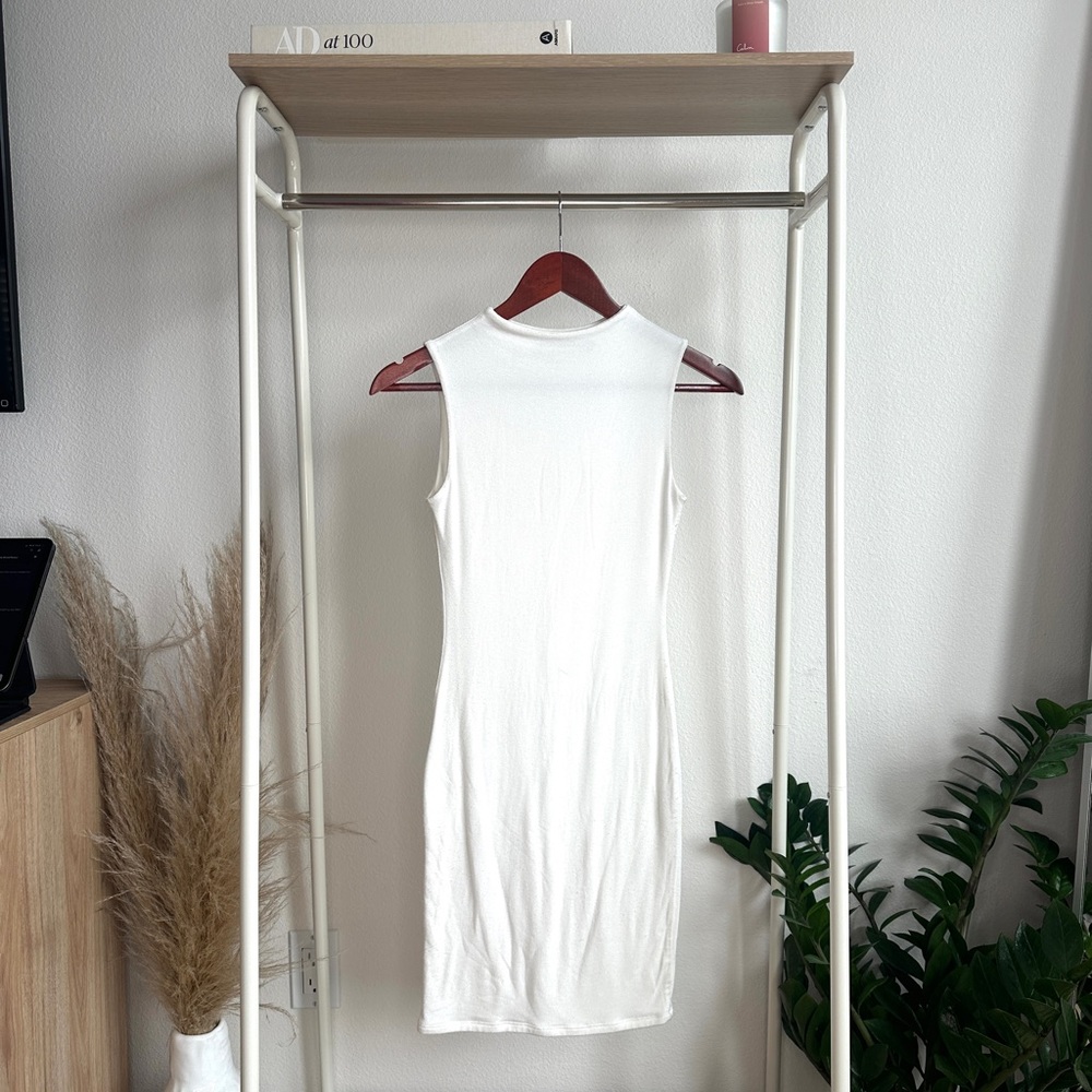 Baby Mama Naked Wardrobe White Dress